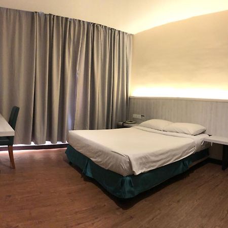 Hotel Regal Malaysia George Town Extérieur photo