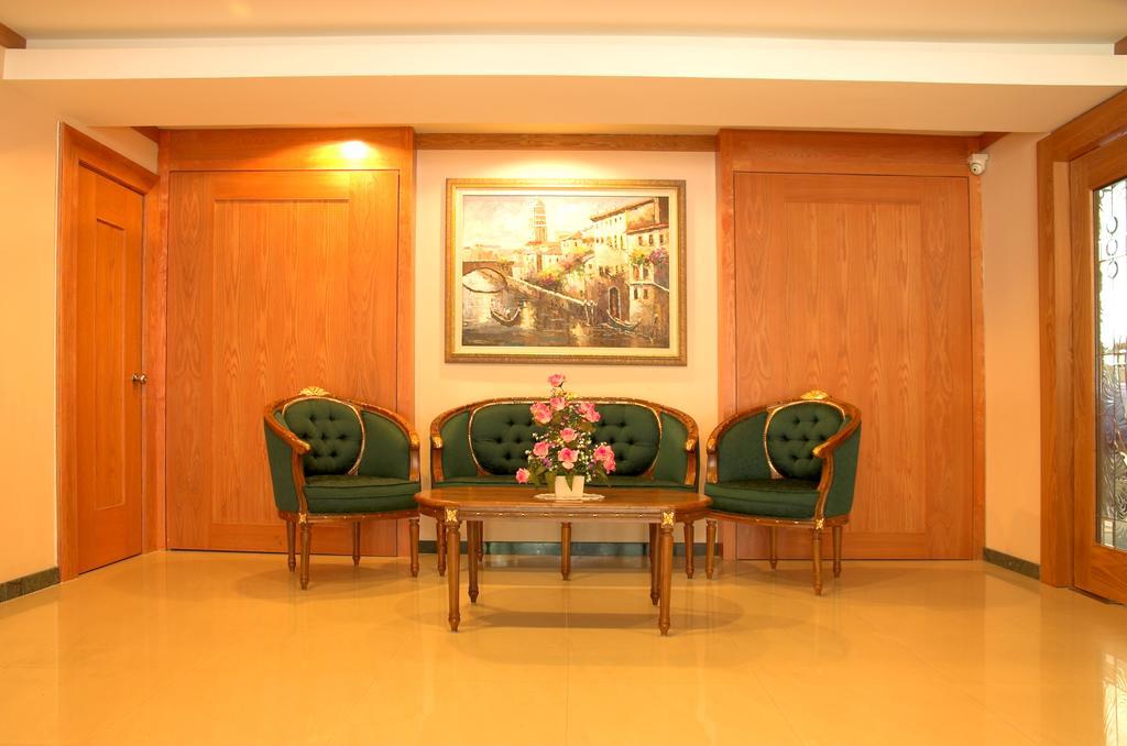 Hotel Regal Malaysia George Town Extérieur photo