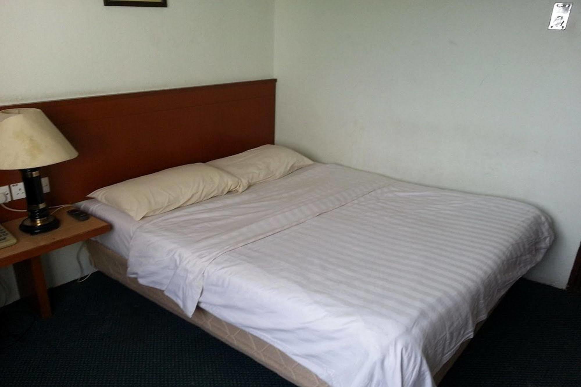 Hotel Regal Malaysia George Town Extérieur photo