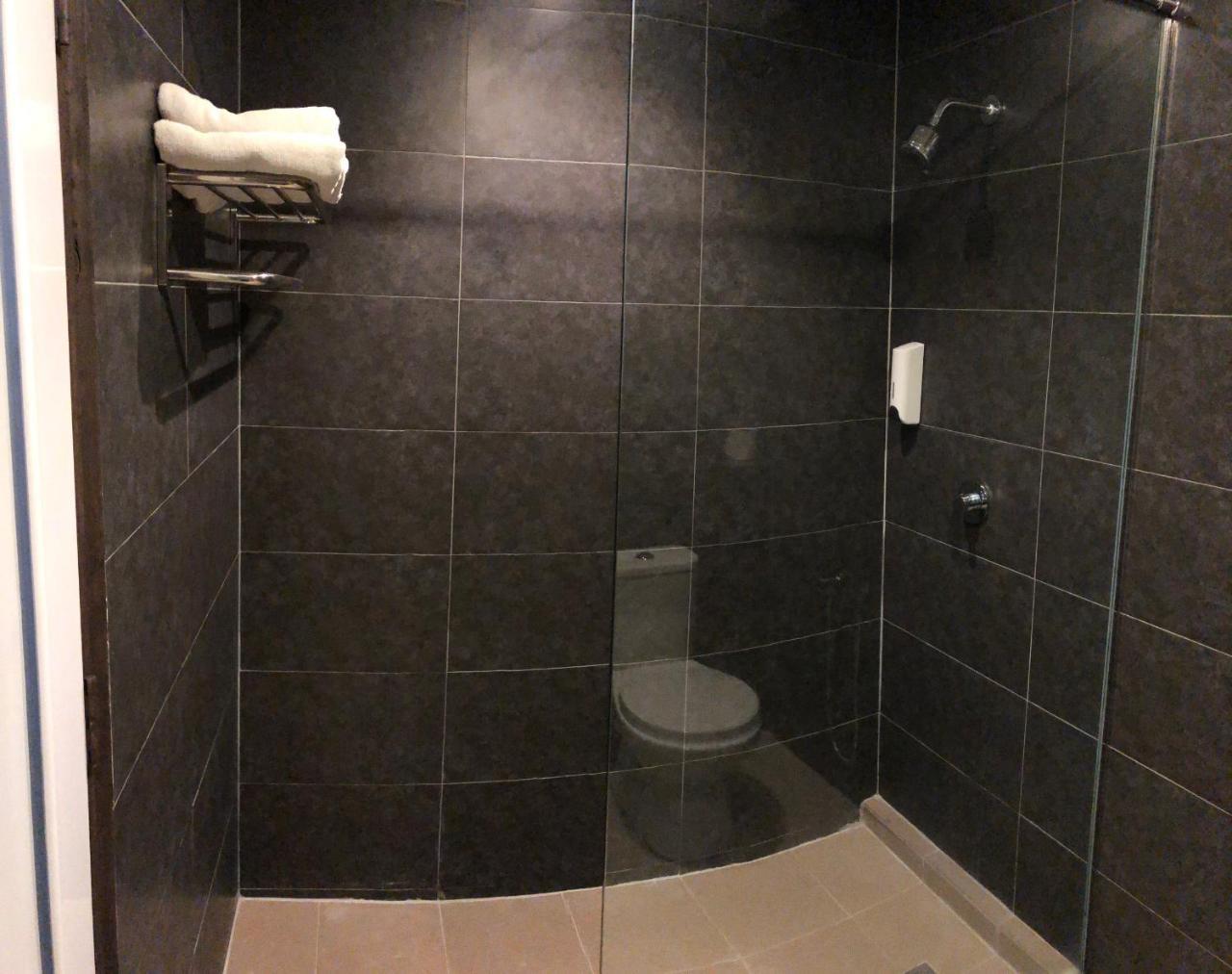 Hotel Regal Malaysia George Town Extérieur photo